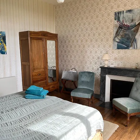 Chateau De Lahitte B&B *