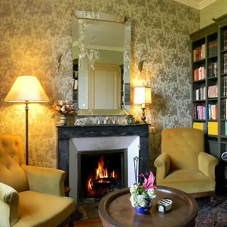 Chateau De Lahitte Bed & Breakfast Vergoignan