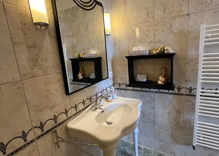 Nocleg ze śniadaniem Chateau De Lahitte *