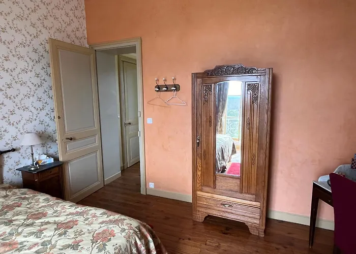 Chateau De Lahitte *