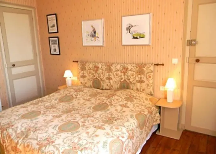 Bed & Breakfast Chateau De Lahitte *